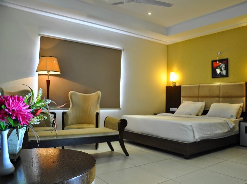 Hotel Shaans Tiruchirappalli Exteriör bild