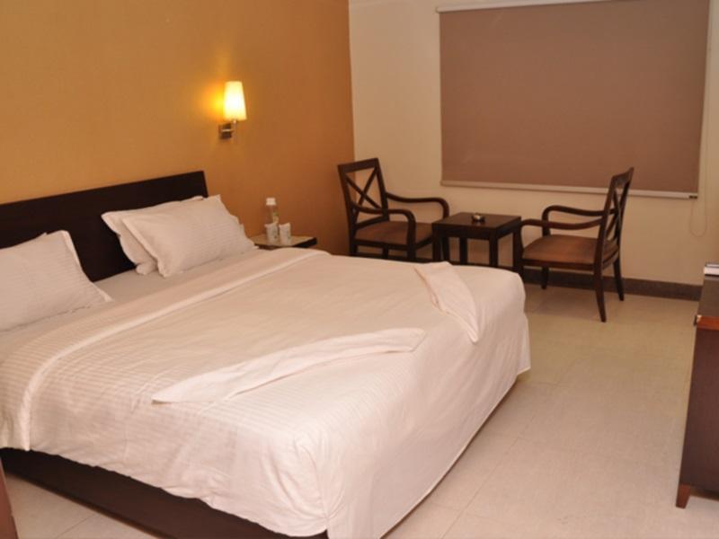 Hotel Shaans Tiruchirappalli Exteriör bild
