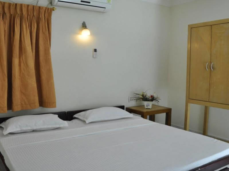 Hotel Shaans Tiruchirappalli Exteriör bild